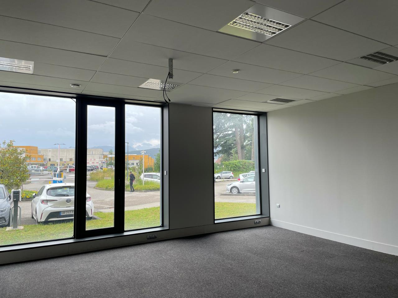 Bureau Epagny Metz-Tessy 1185m² Vente bureau Epagny Metz-Tessy Haute-Savoie OVBUR2426984 12